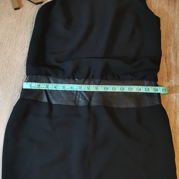 Ralph Lauren Black Sleeveless Dress With Leather Waistband Size 6 - Picture 7 of 8
